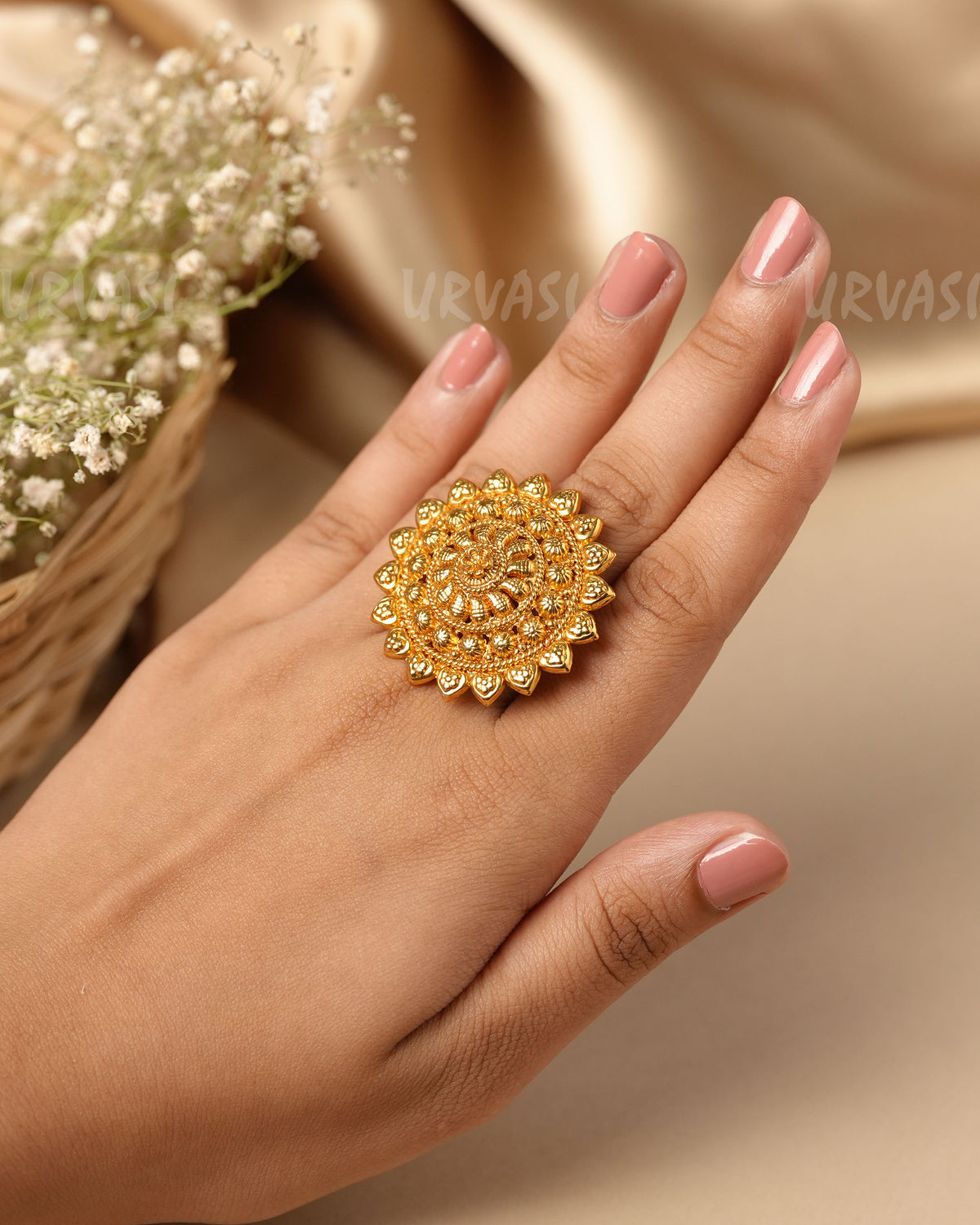 Gold-Polish Floral Circular Finger Ring  FR  123