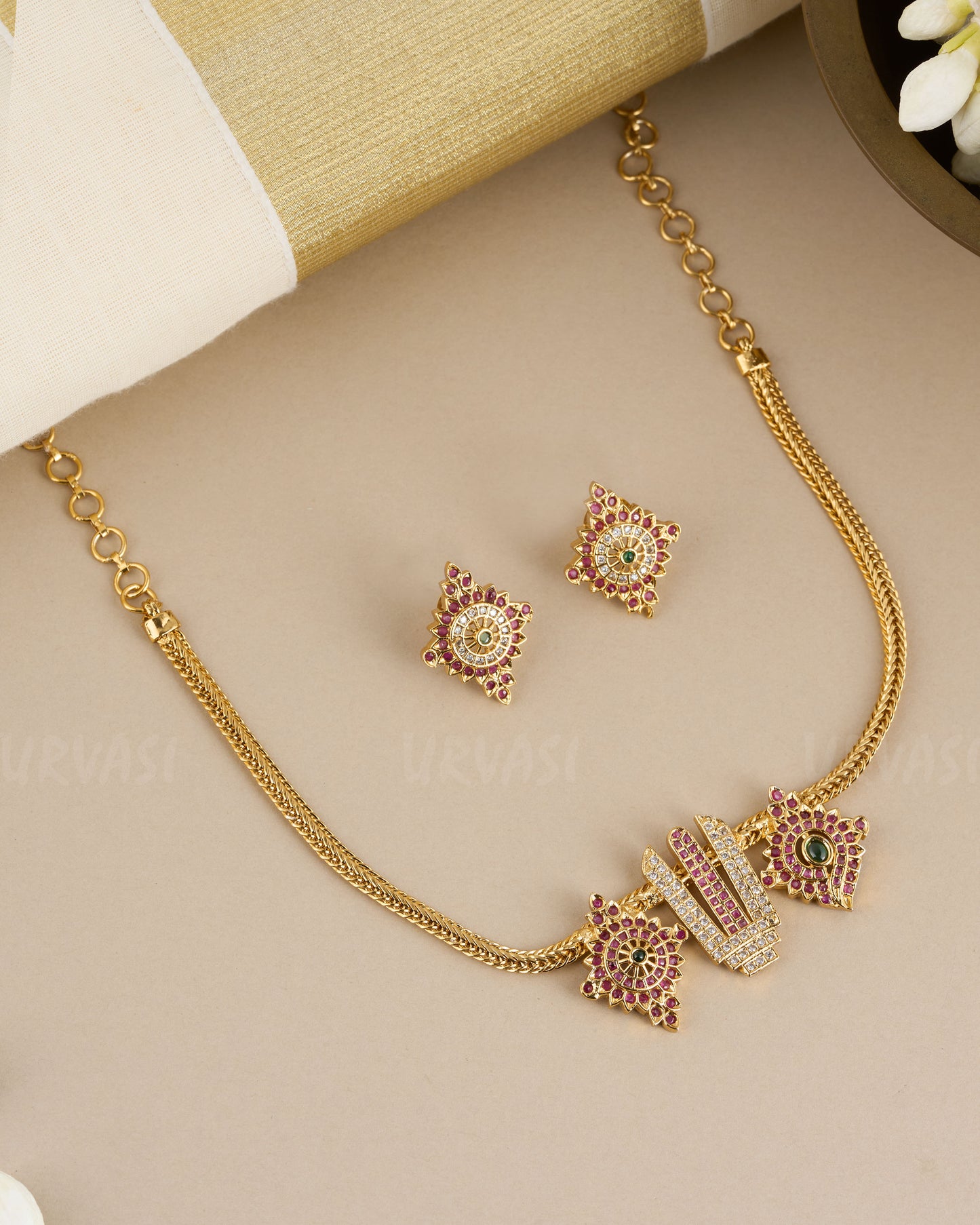 Sizzling Namam Sangu Chakram Design Necklace 900