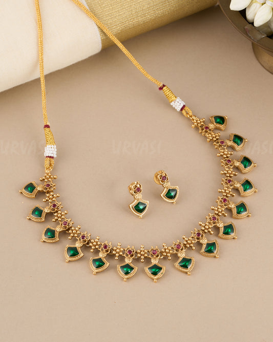 Necklace 896