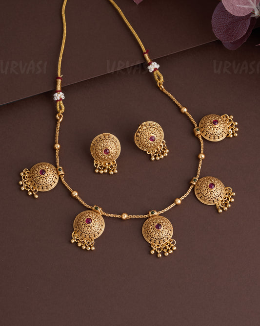 Necklace 881