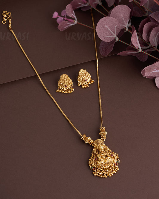 Necklace 879