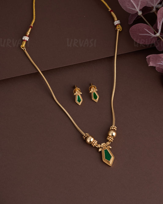 Necklace 887