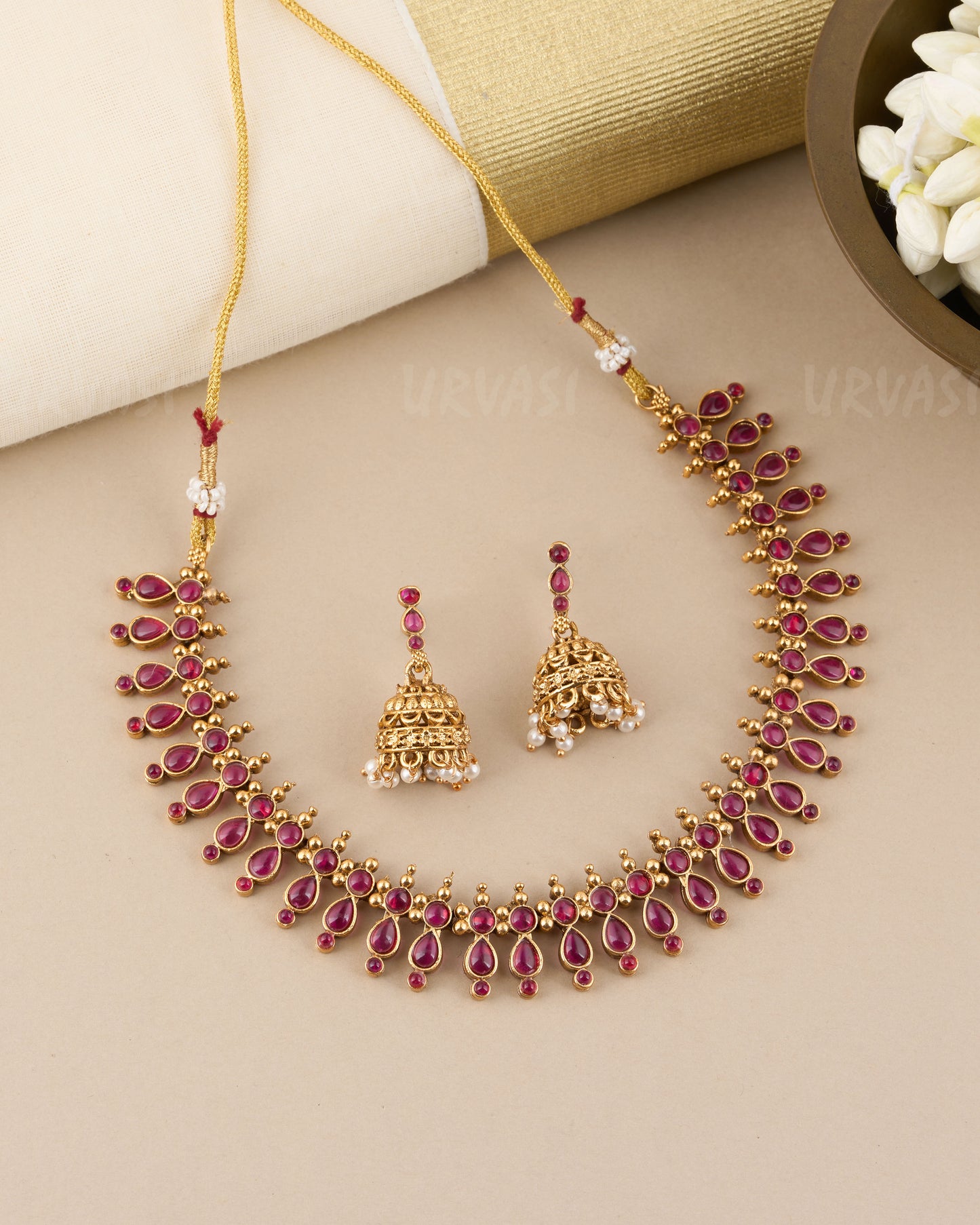 Necklace 905