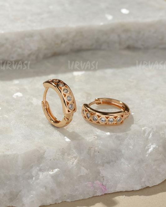 18K-Gold Polish Hoop Cubic Zirconia Hoop Earrings ER  1350