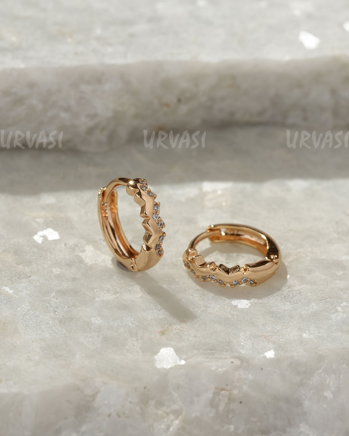 18K-Gold  Plated Zigzag-Wave  Hoop Earrings  ER 1363