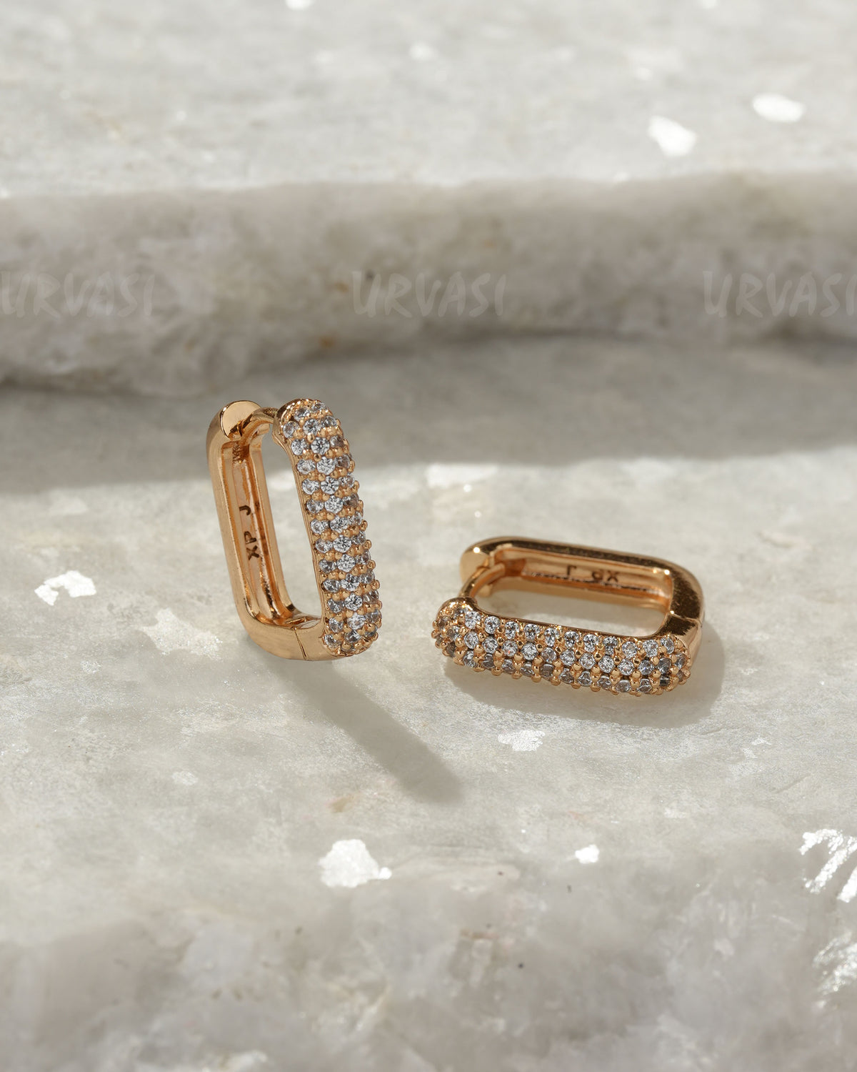 18K-Gold Polish Square Shaped Hoop Earrings ER 1346