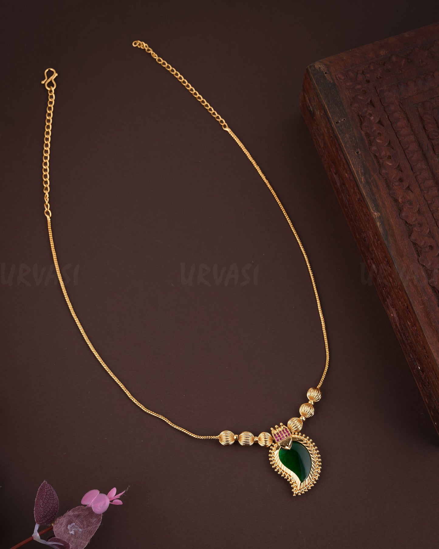 Mango Necklace 946