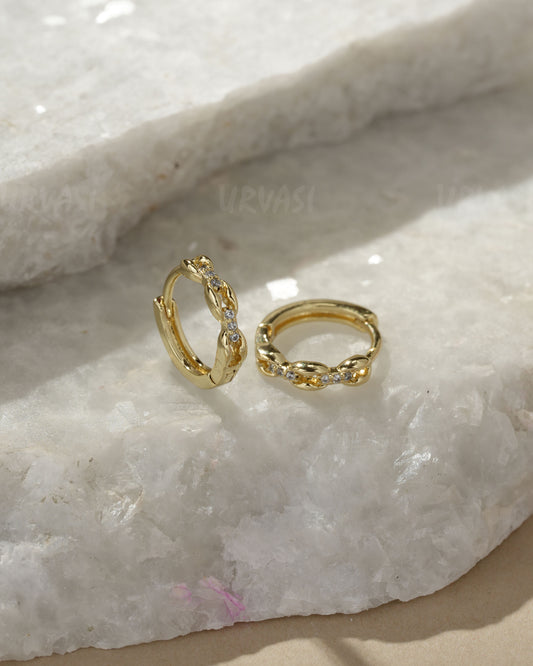 Gold-Plated Twisted Vine Hoop Earring