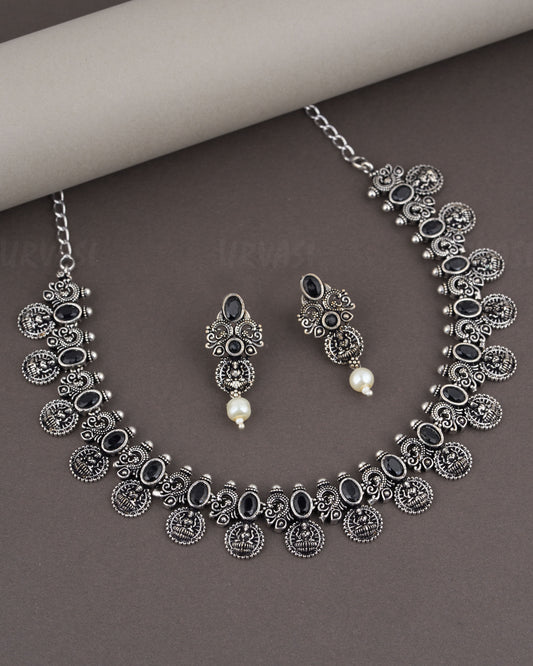 Black Metal Necklace 982