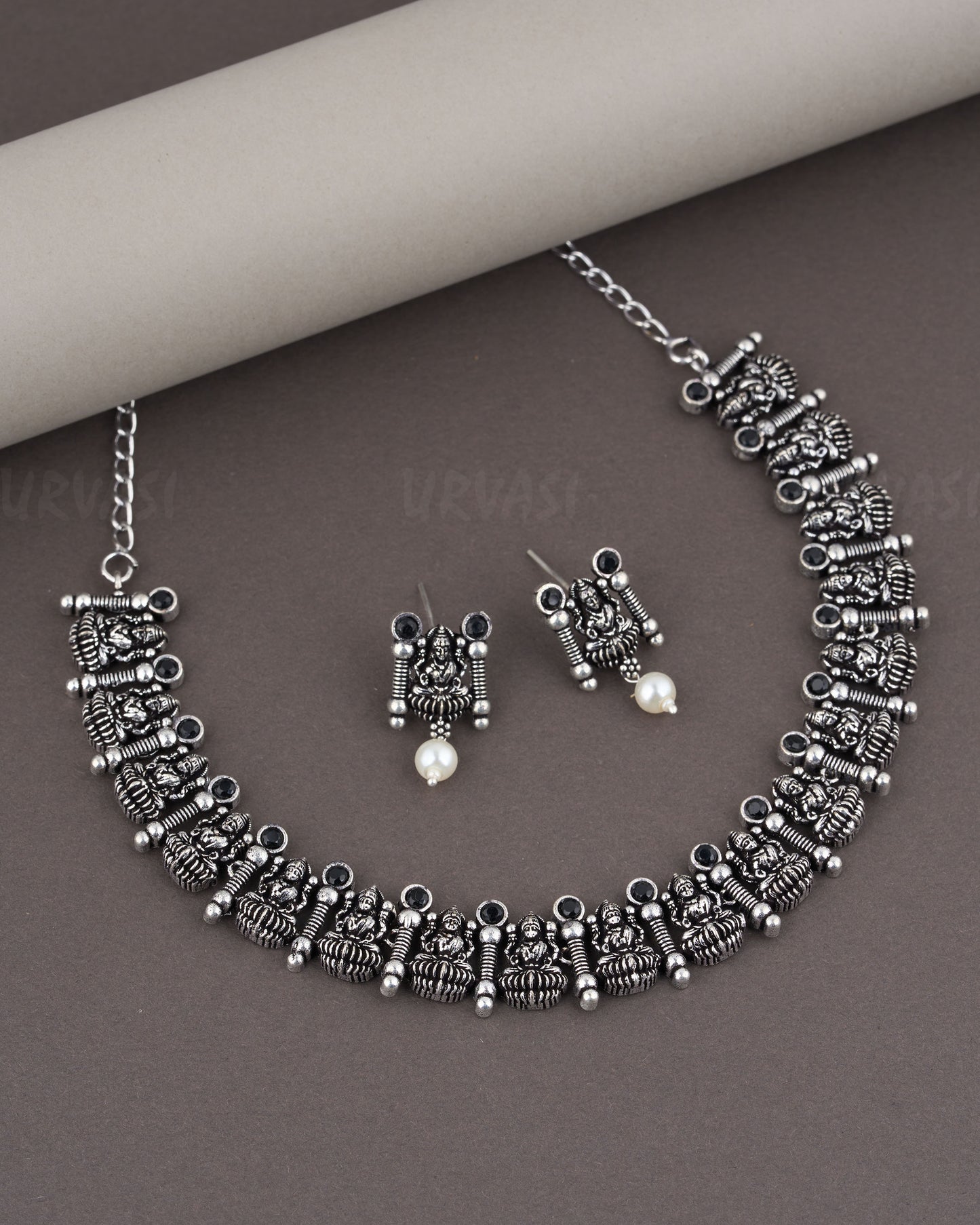 Black Metal Necklace 987
