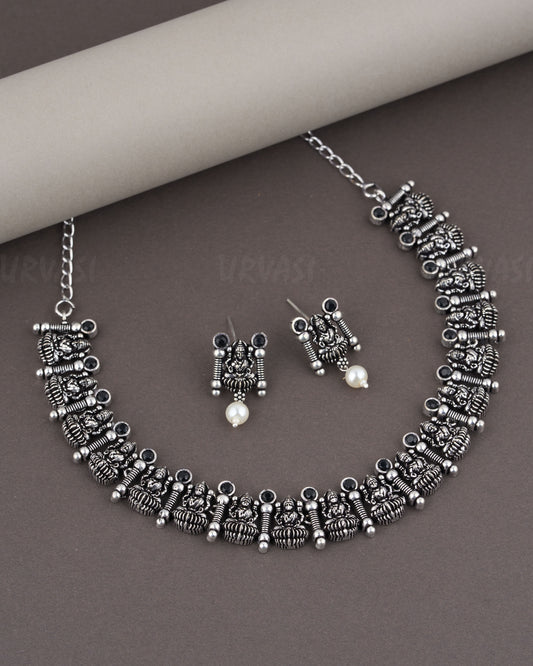 Black Metal Necklace 987
