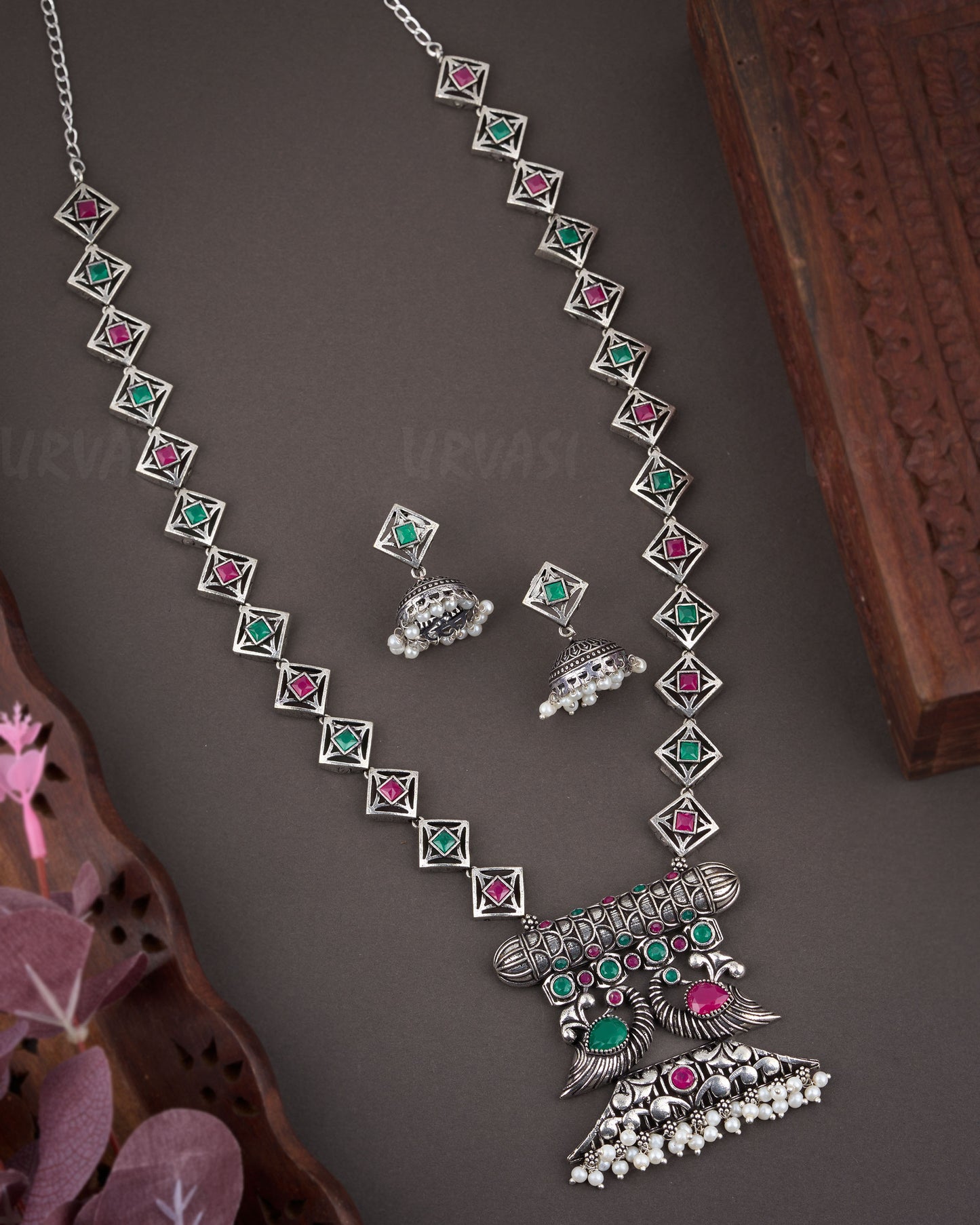 Black Metal Long Necklace 996