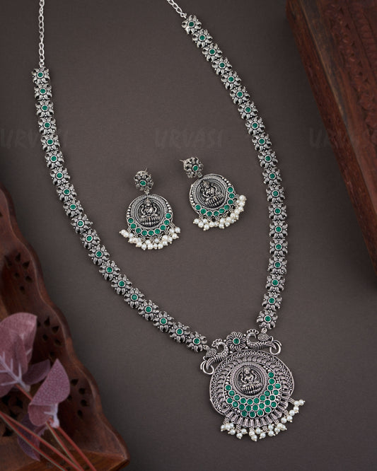 Black Metal Long Necklace 1003