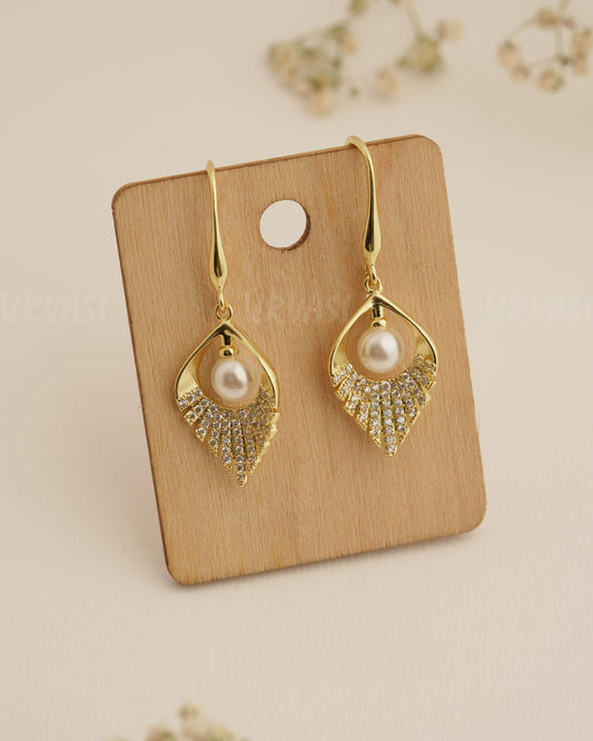 Gold Polish Petal Designed Trendy Imported Earrings ER 383