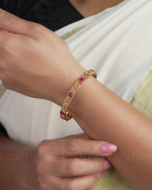 Gold-Toned Floral motifs Bangle BA 285
