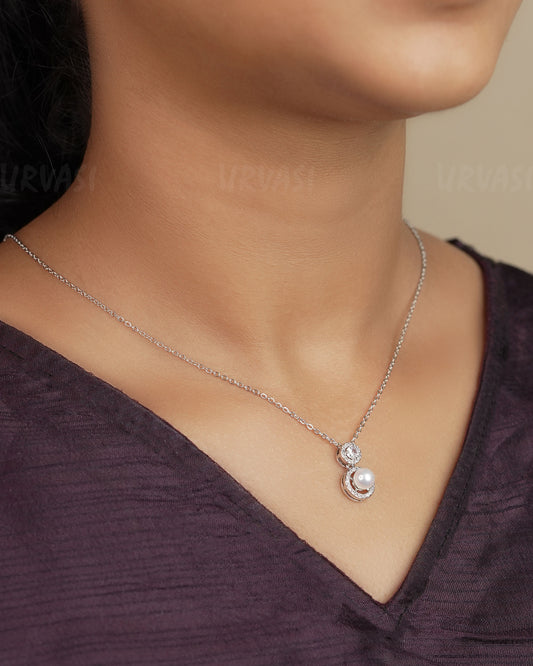 Rhodium Polish AD Collar De Perlas Simple Chain SC 95