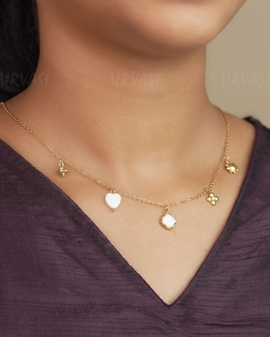 Gold-Polish  Hanging Simple Chain SC 72