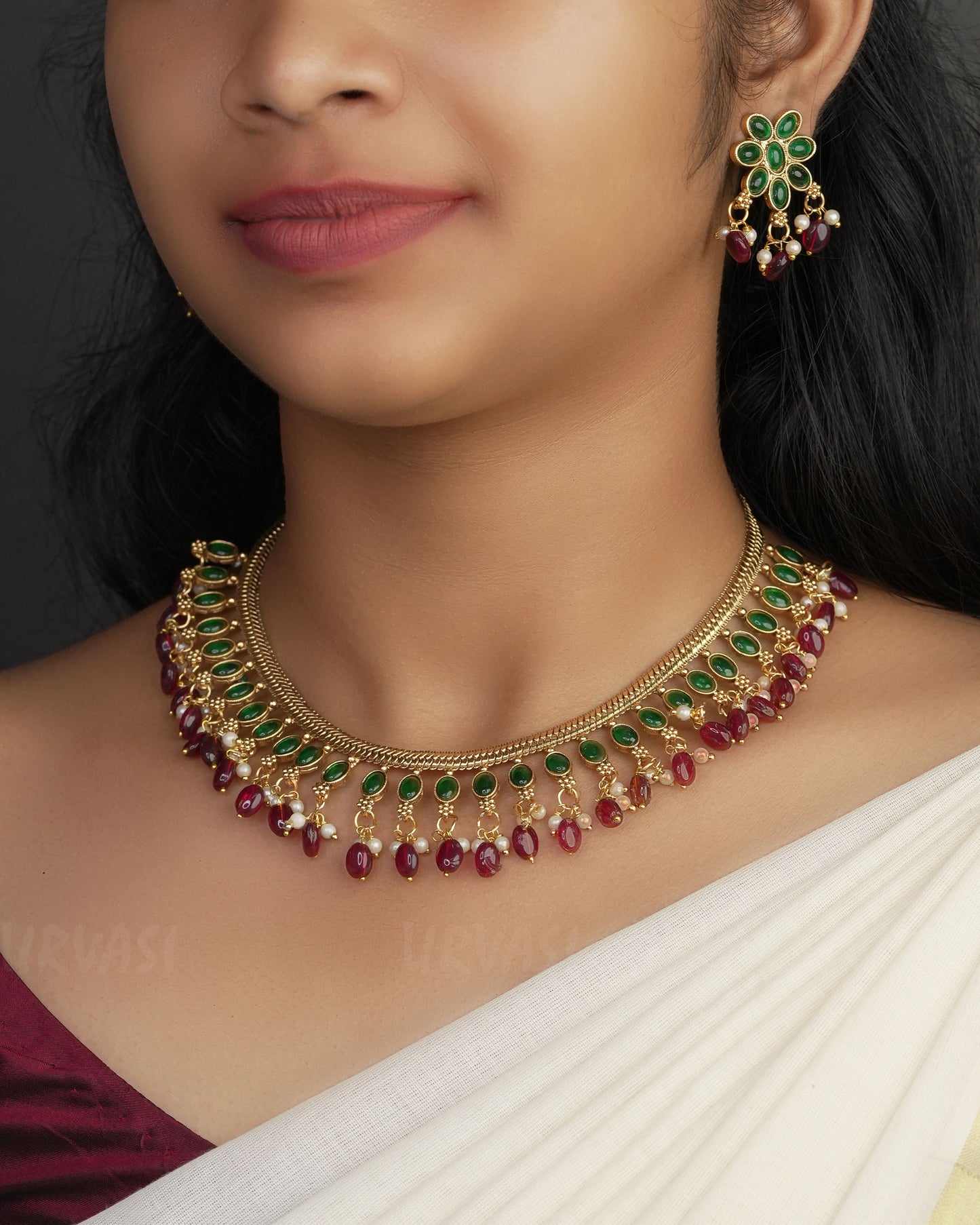 Gold-Toned Floral Designed Bead Hanging Necklace 1036