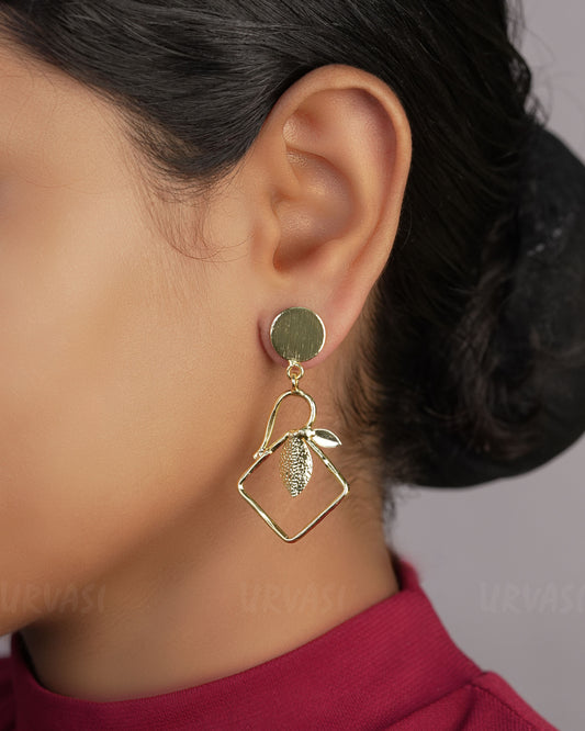 Gold-Toned Geometric Filigree Floral Designed  Earrings ER 479