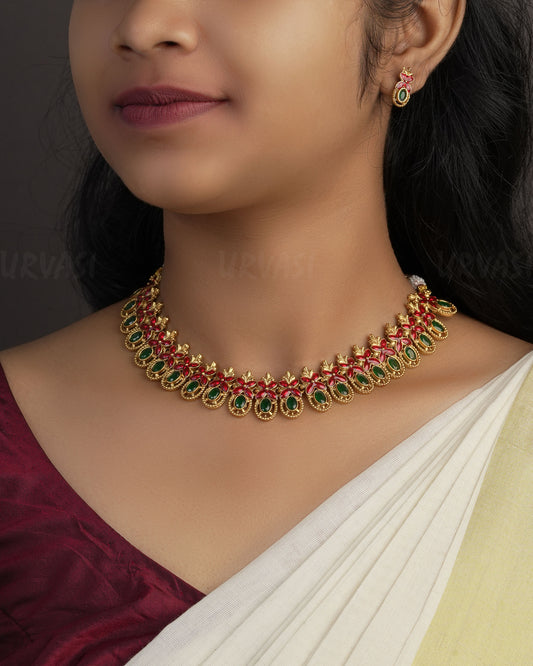 Gold-Toned Floral Palakka Version stone Necklace 1114