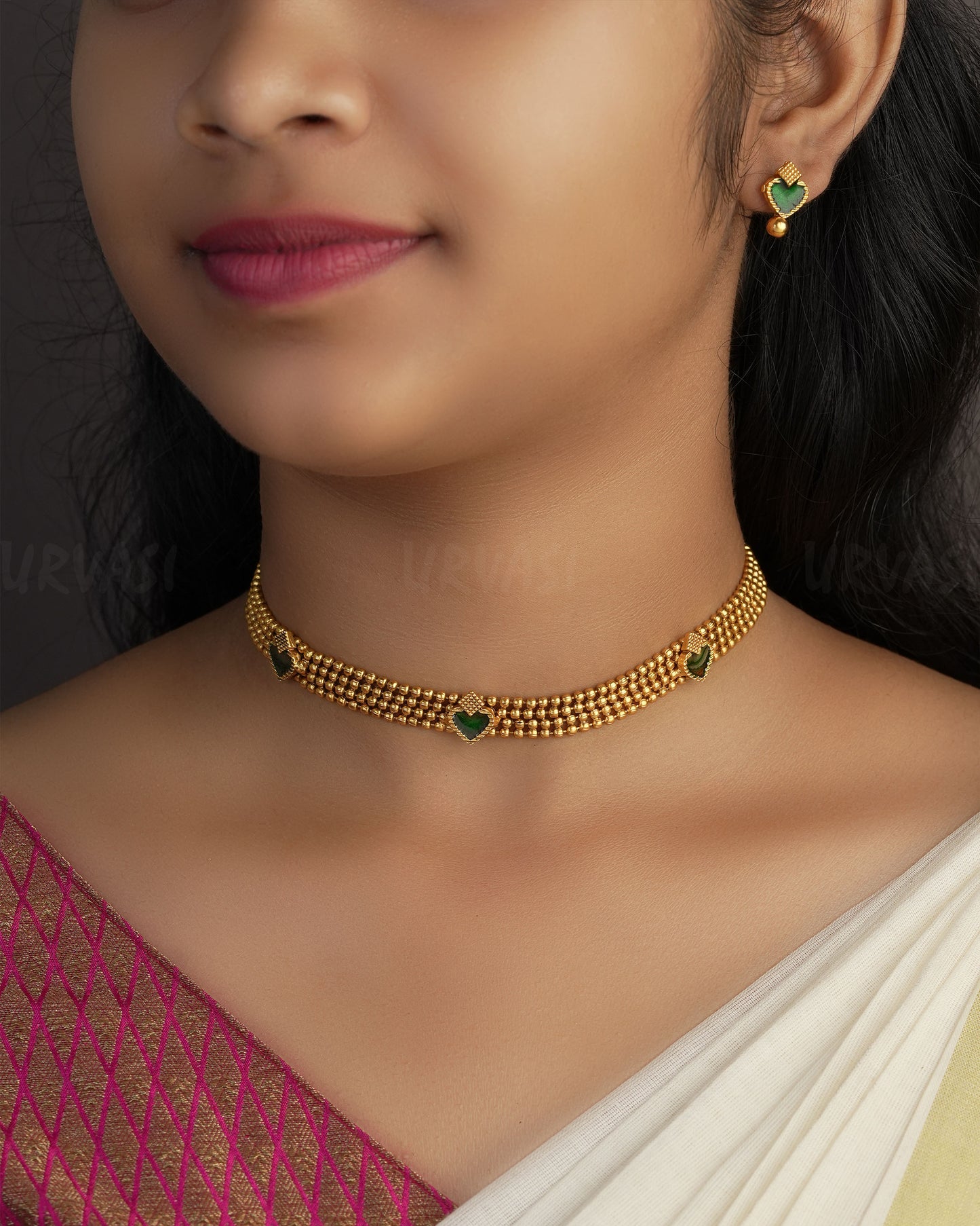 Gold-Toned Kolhapuri Thushi Choker Necklace 1119