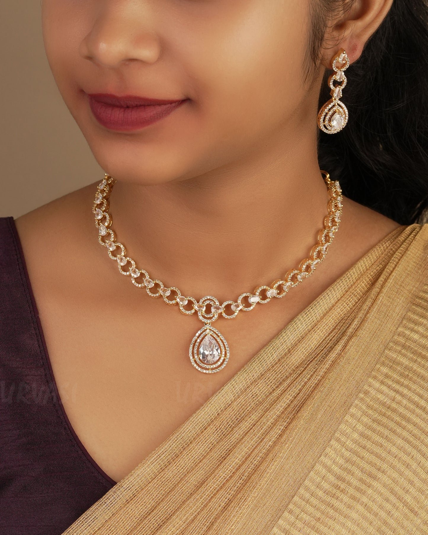 Gold-Polish Tear-Drop AD Necklace  1275