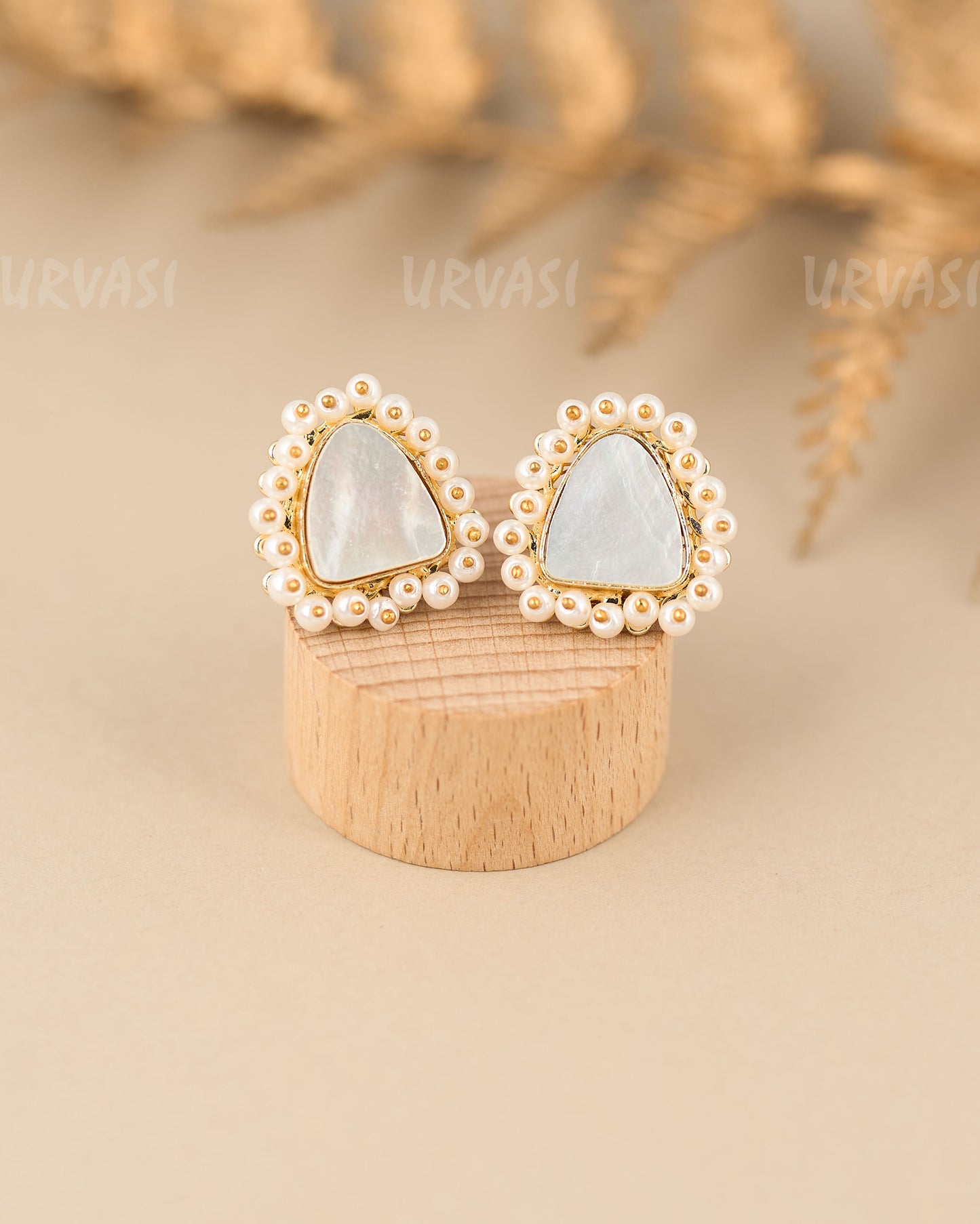 Gold-Polish Mother of Pearl Beaded Jadau Stud Earrings ER 853