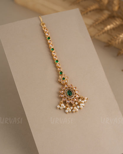 Gold-Toned Kundan Floral Chutty CH 94