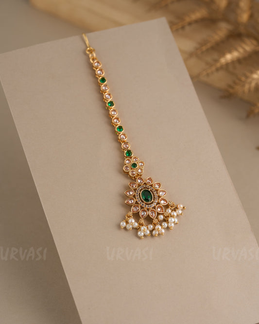 Gold-Toned Kundan Floral Chutty CH 94