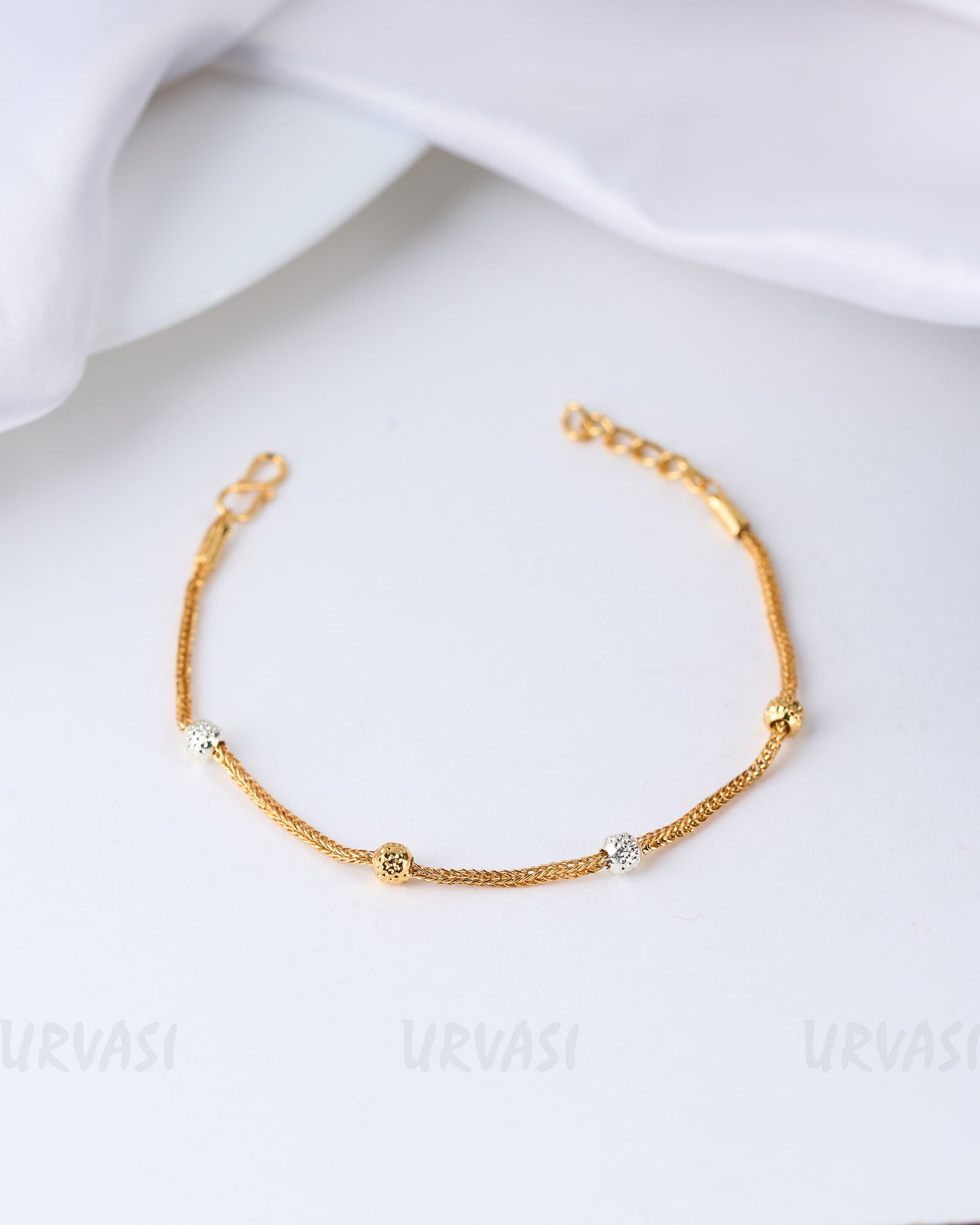 Gold-Toned Ball-Designed Bracelet BR 43