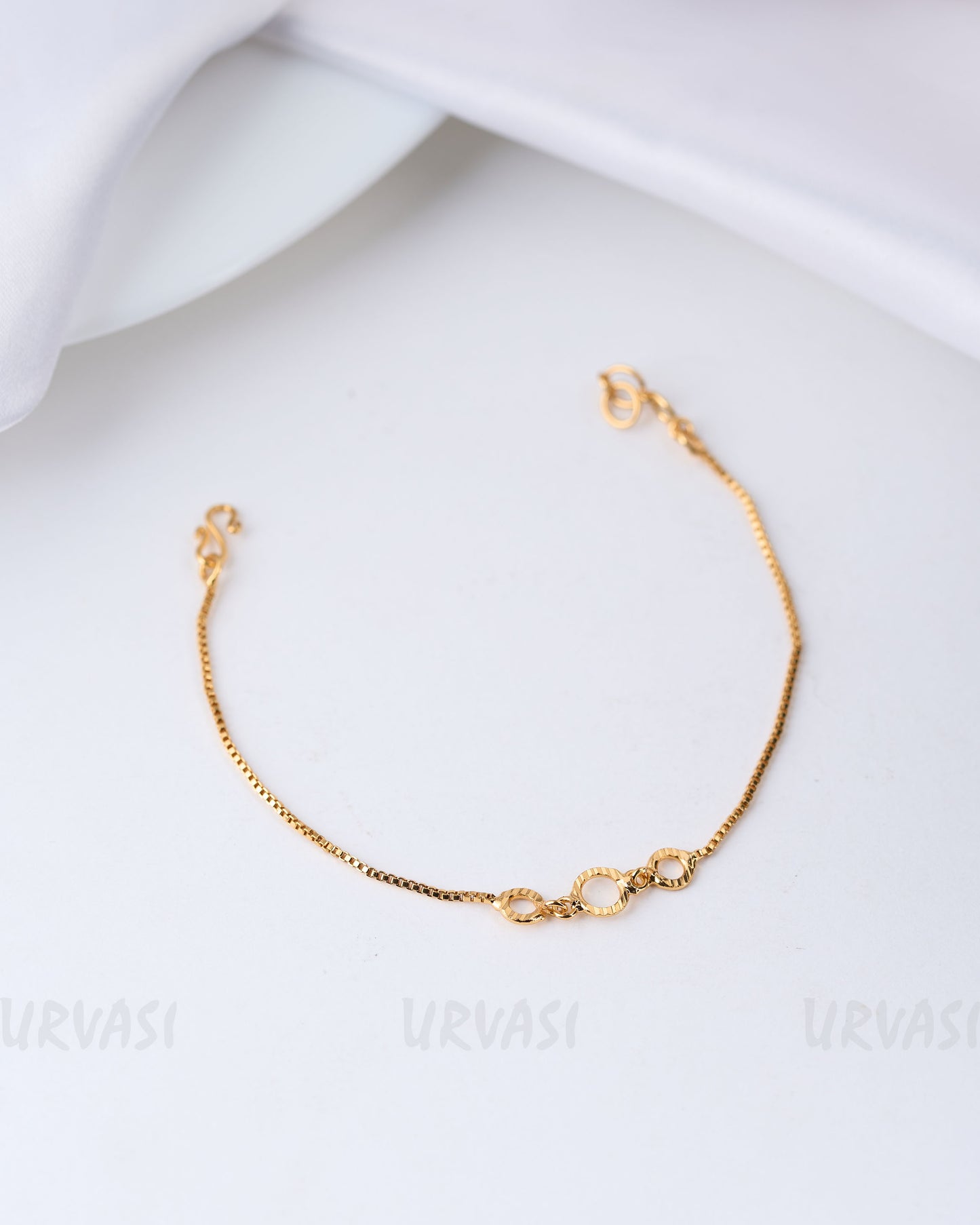Gold-Toned Round-Designed Bracelet BR 49