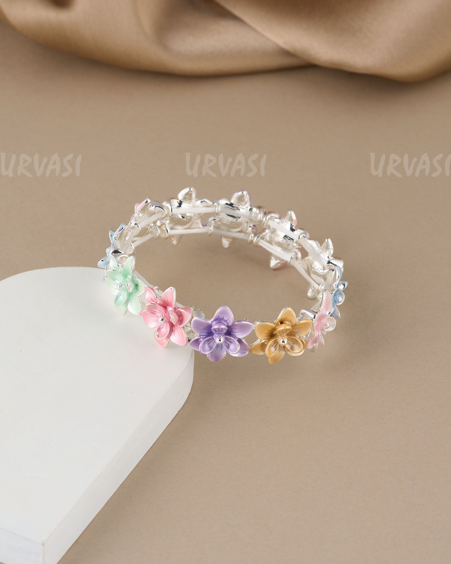 Rhodium Polish Floral adjustable Bracelet BR 56