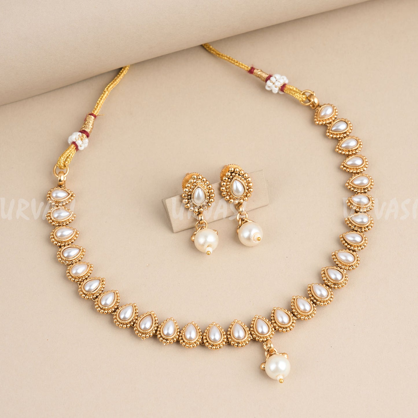 Necklace 280