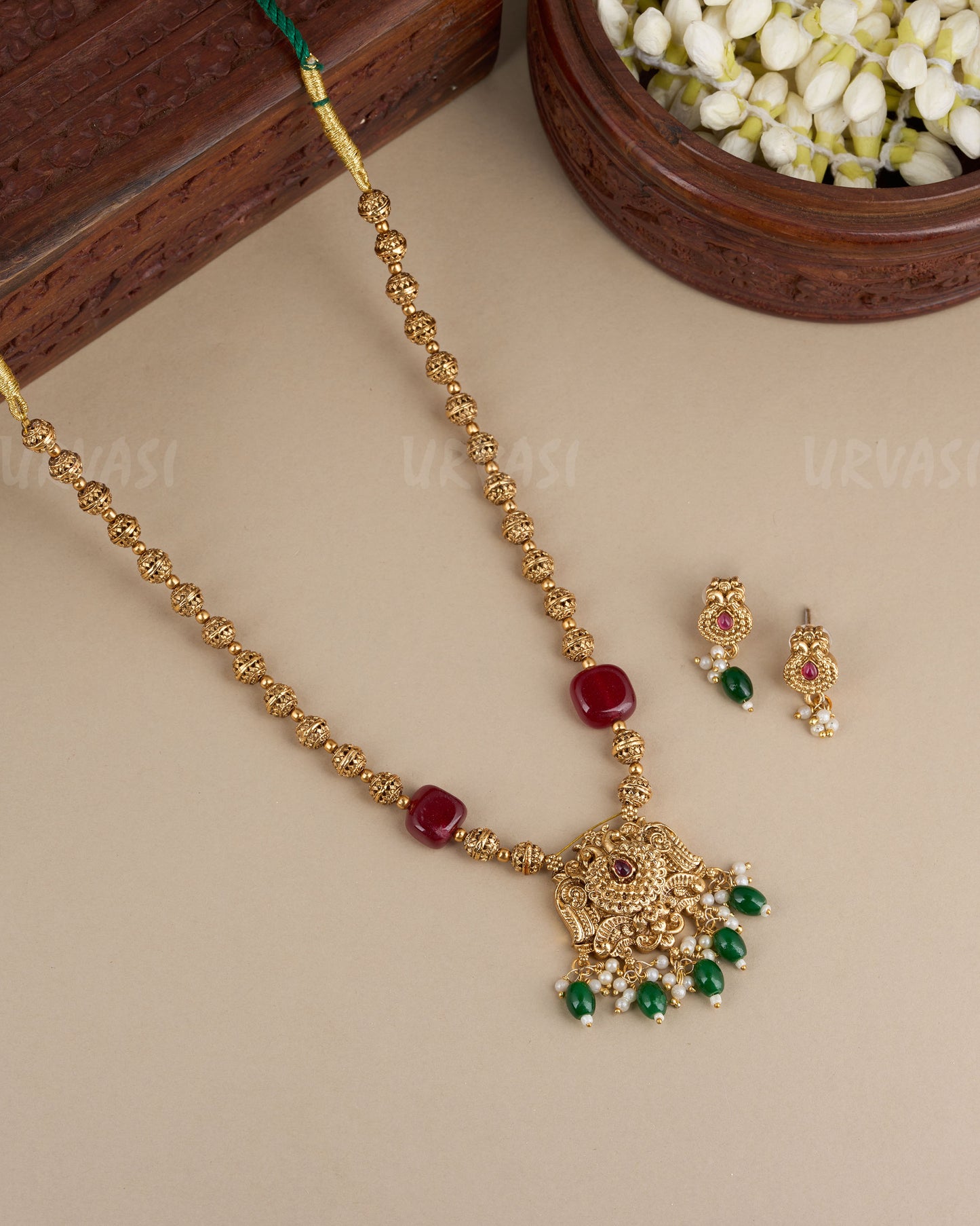 Gold-Toned Peacock Motif Beaded Necklace 049
