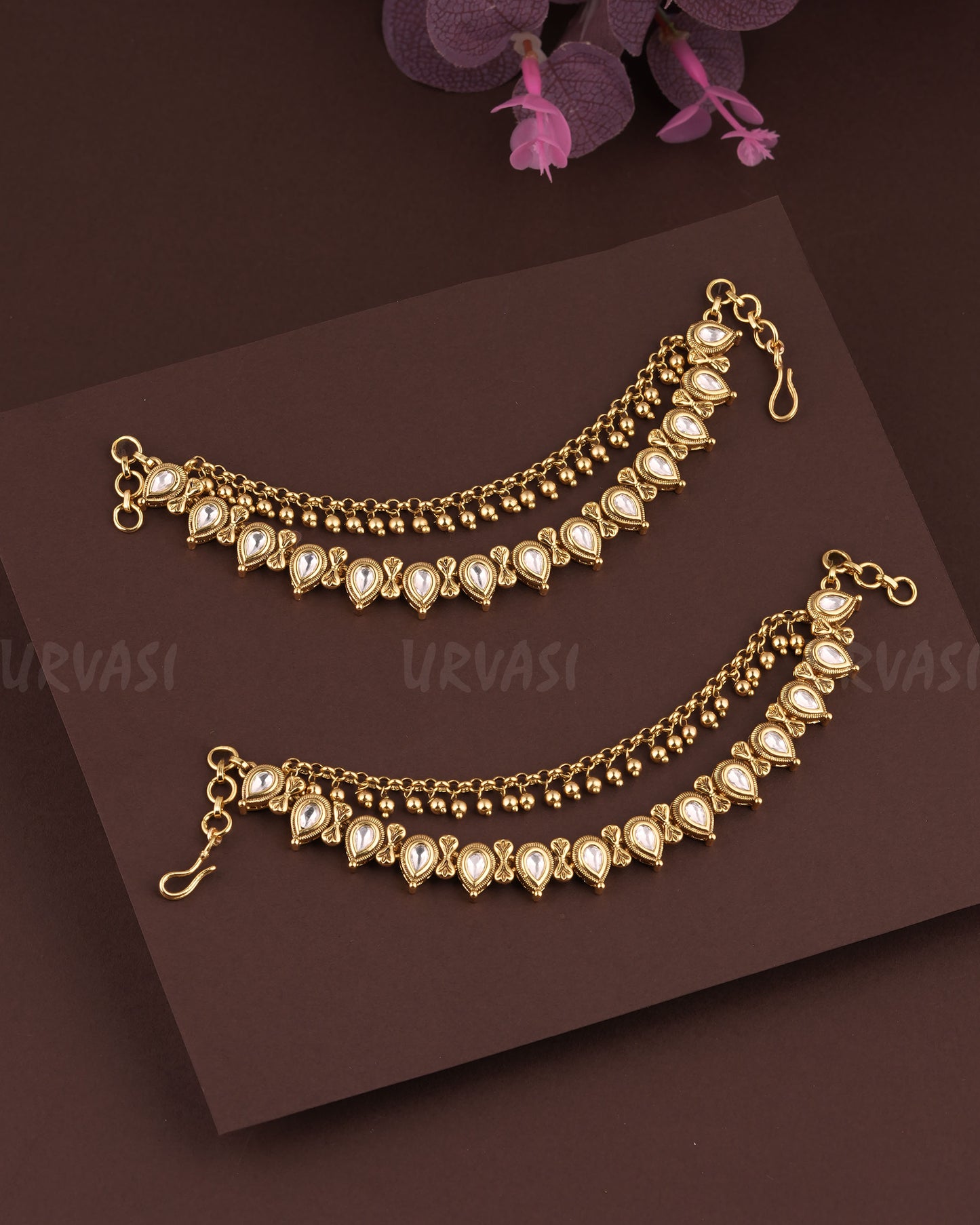 Gold-Toned Drop Designed Pearl Two-Layer Ear Chain EC 76