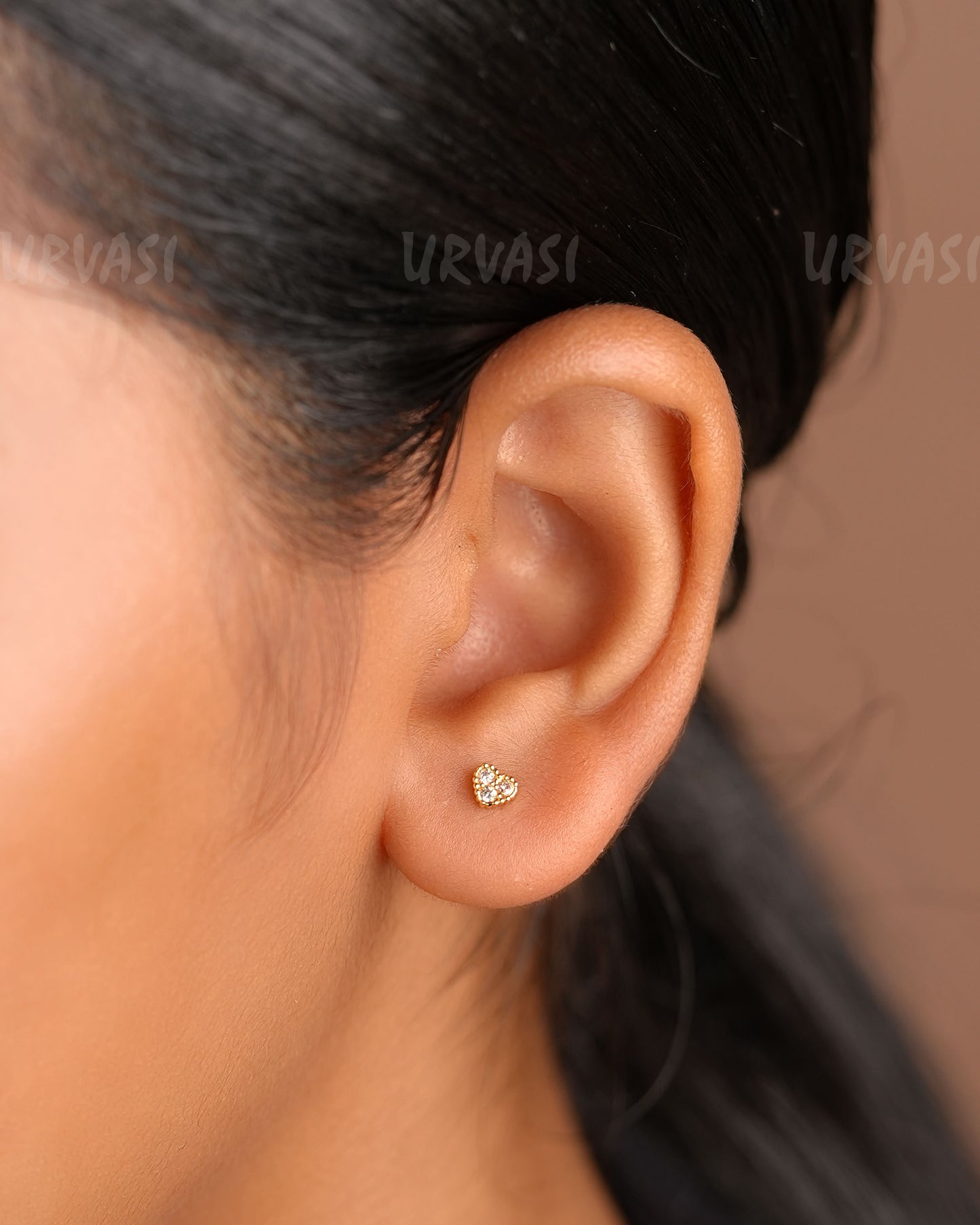 Minimal Heart Shaped Earrings ER 339