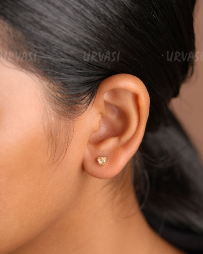 Minimal Heart-Shaped Stone Stud Earrings ER 448