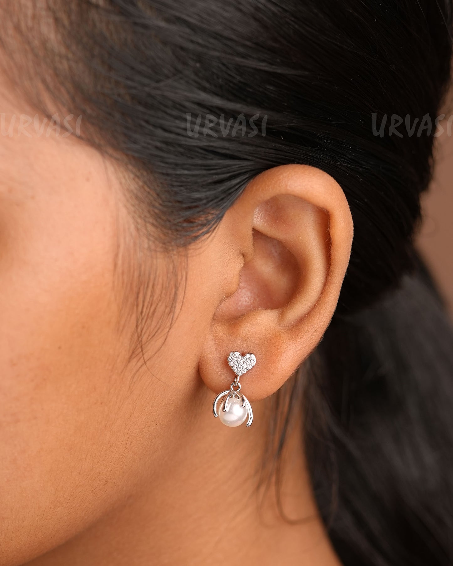 Minimal Heart-Shaped AD Earrings  ER 325