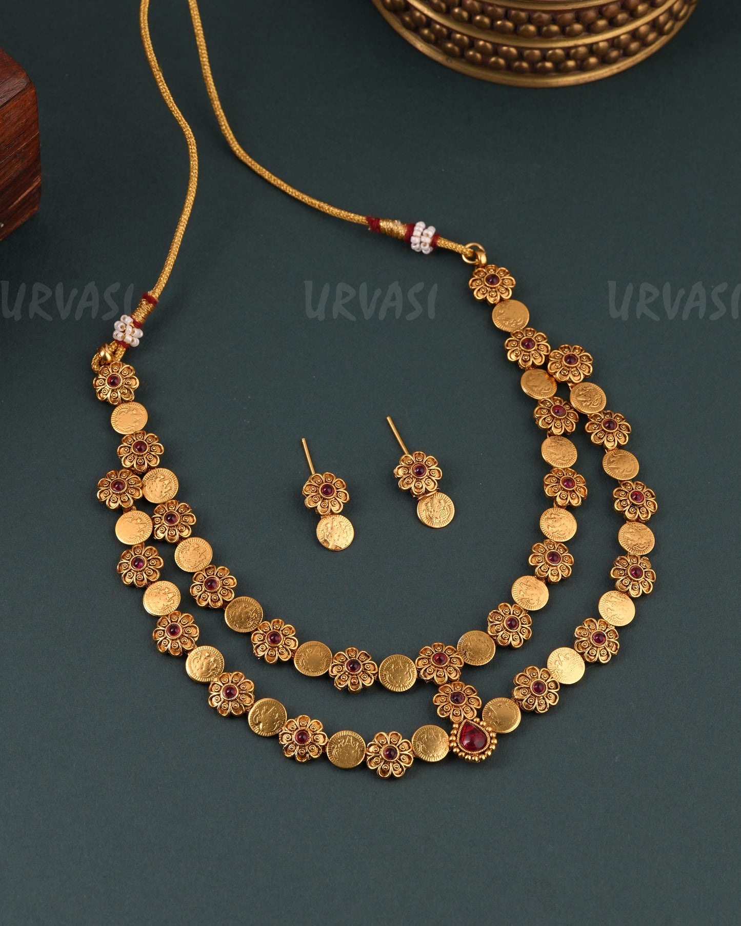 Gold-Toned Two-Layer Floral Kaasu Necklace 1641