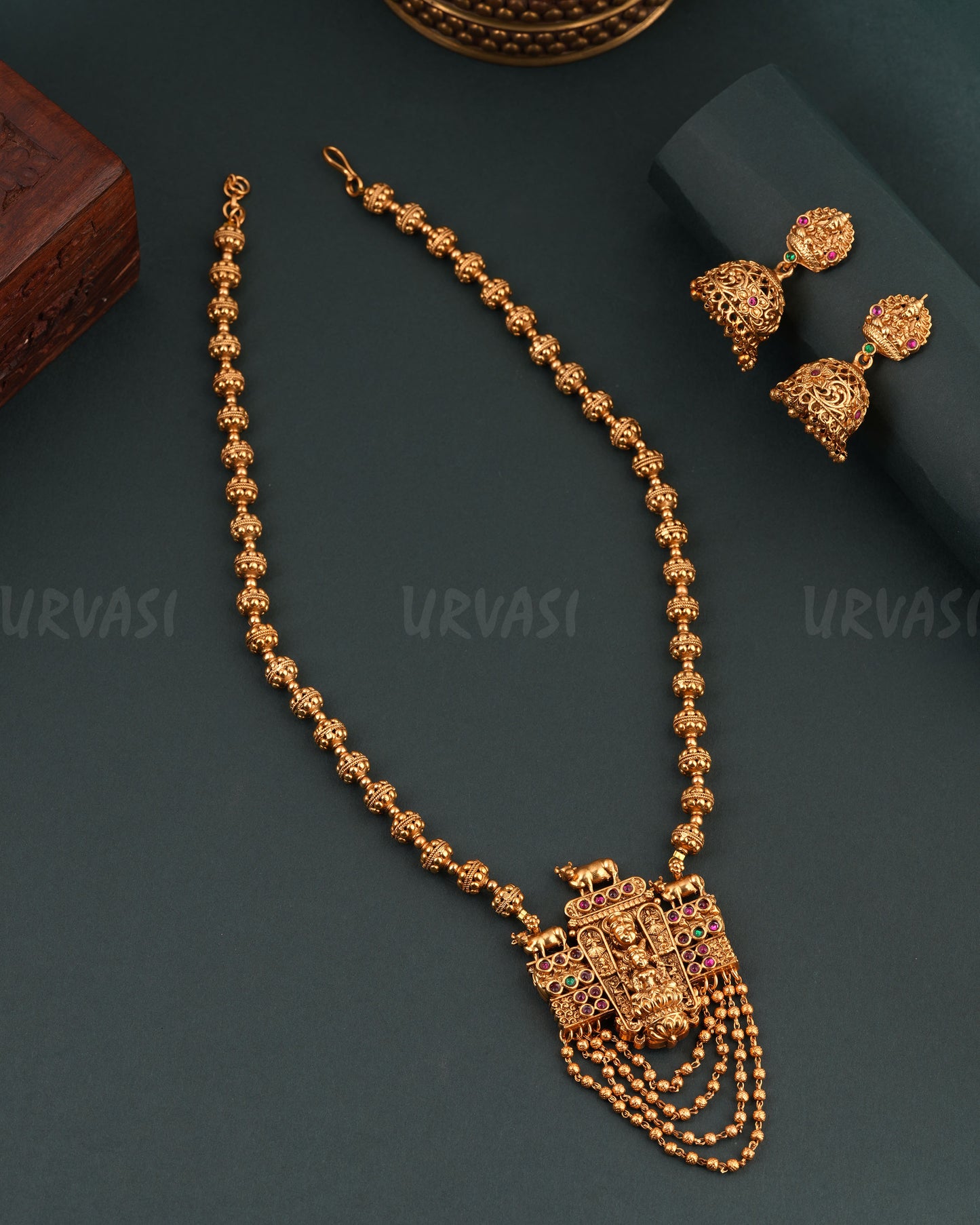 Gold-polish Lakshmi Beaded Long Necklace 1675