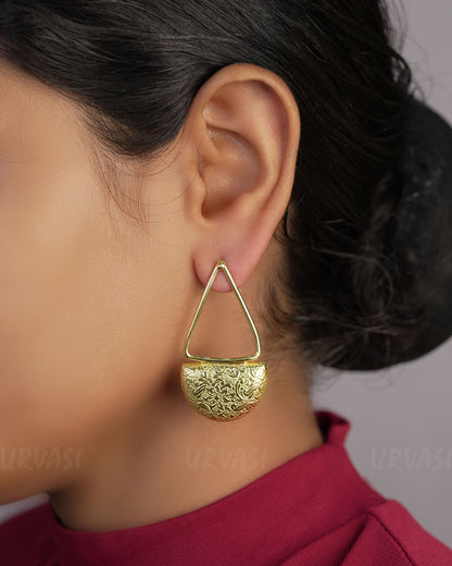 Gold-Toned Geometrical Filigree Shaped Earrings ER 475