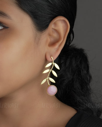 Glossy Gold Polish Parisha Leaf Designed Earrings ER 719