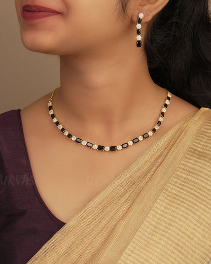 Gold-Polish Stone-Studded Box-Designed Necklace 1248