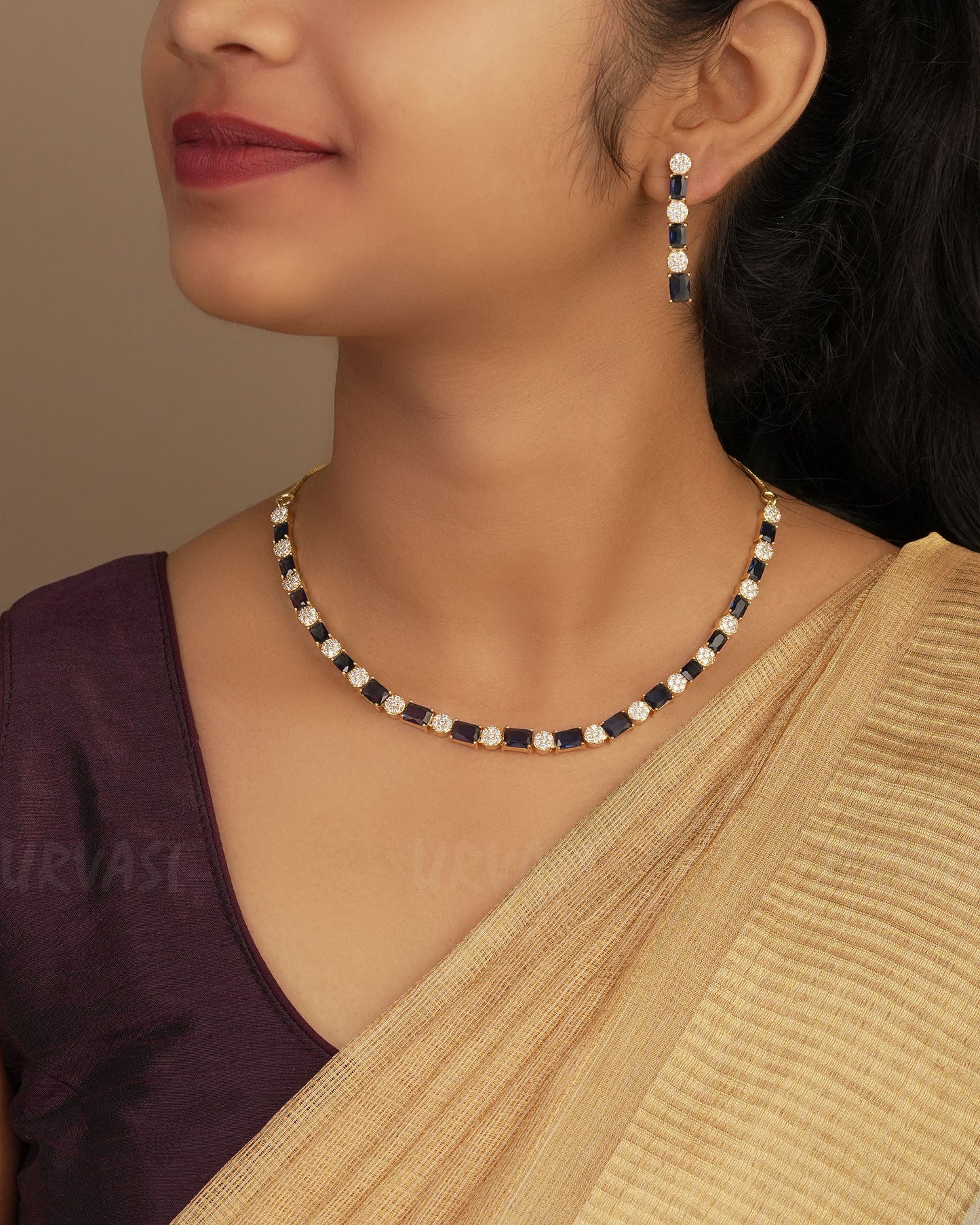 Gold-Polish Stone-Studded Box-Designed Necklace 1248
