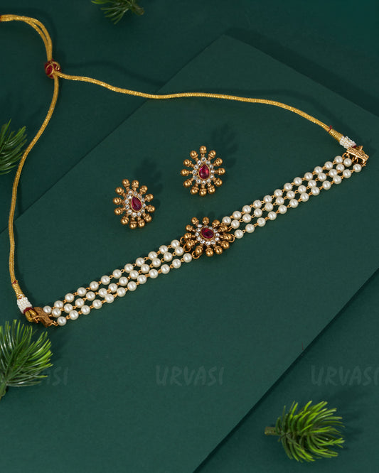 Gold-Toned Three-Layer Pearl Coker Necklace 1336