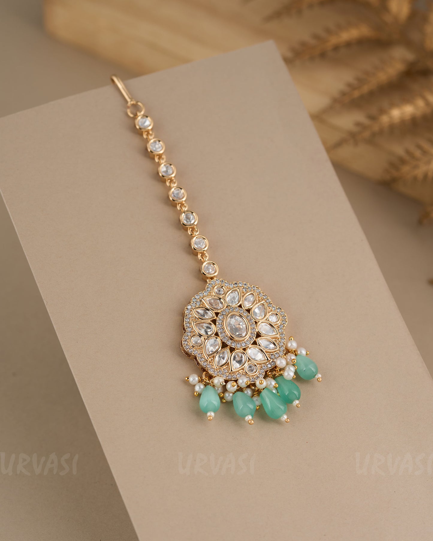 Gold-Toned Kundan and Pearl Chutty CH 86