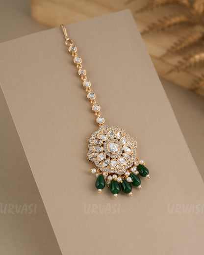 Gold-Toned Kundan and Pearl Chutty CH 86