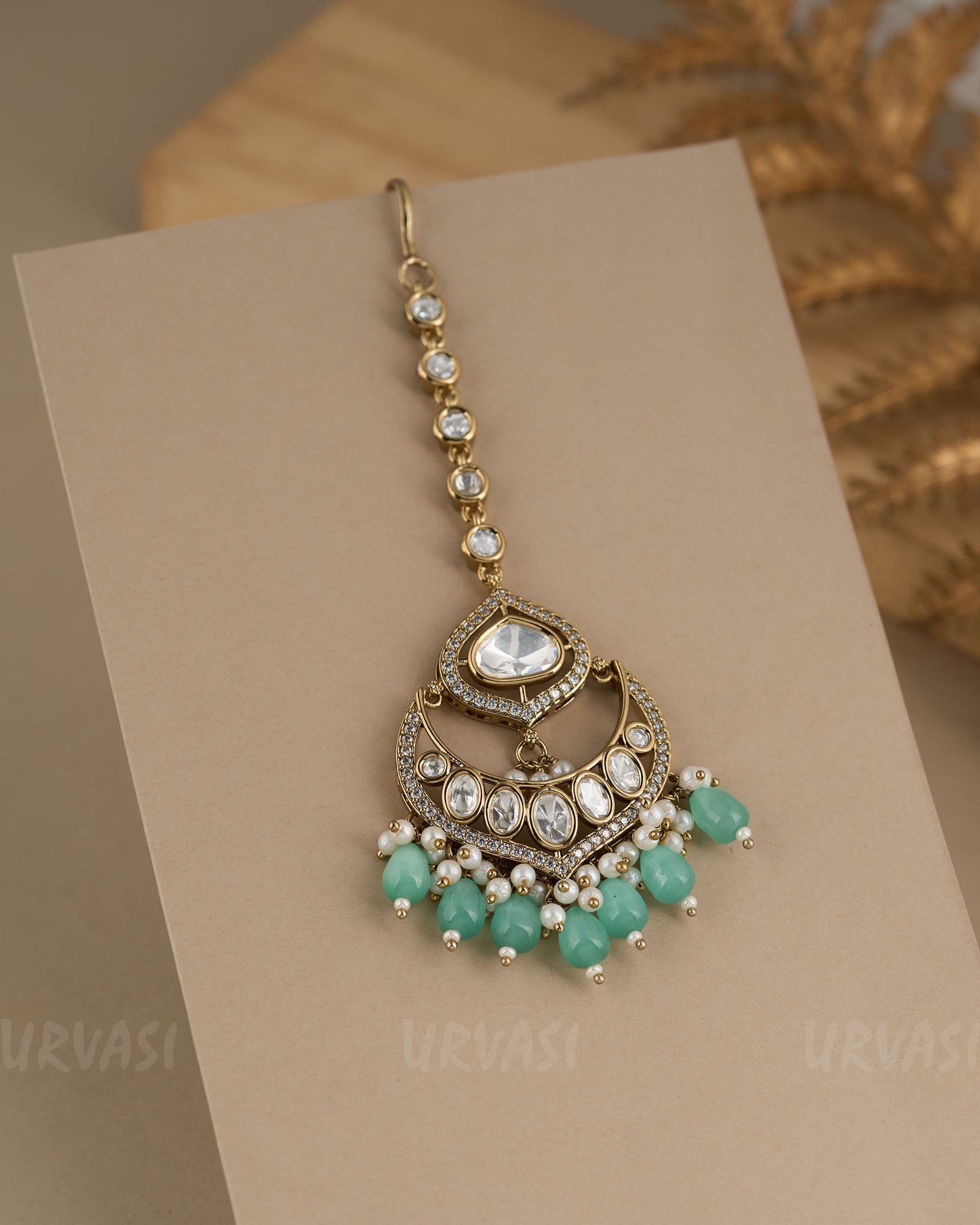 Mehendi Polish Crescent Moon Kundan Chutty CH 83
