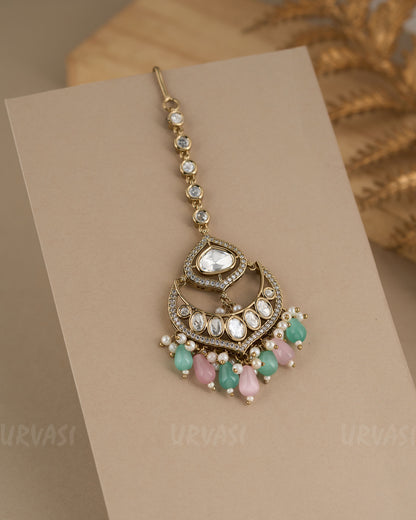 Mehendi Polish Crescent Moon Kundan Chutty CH 83