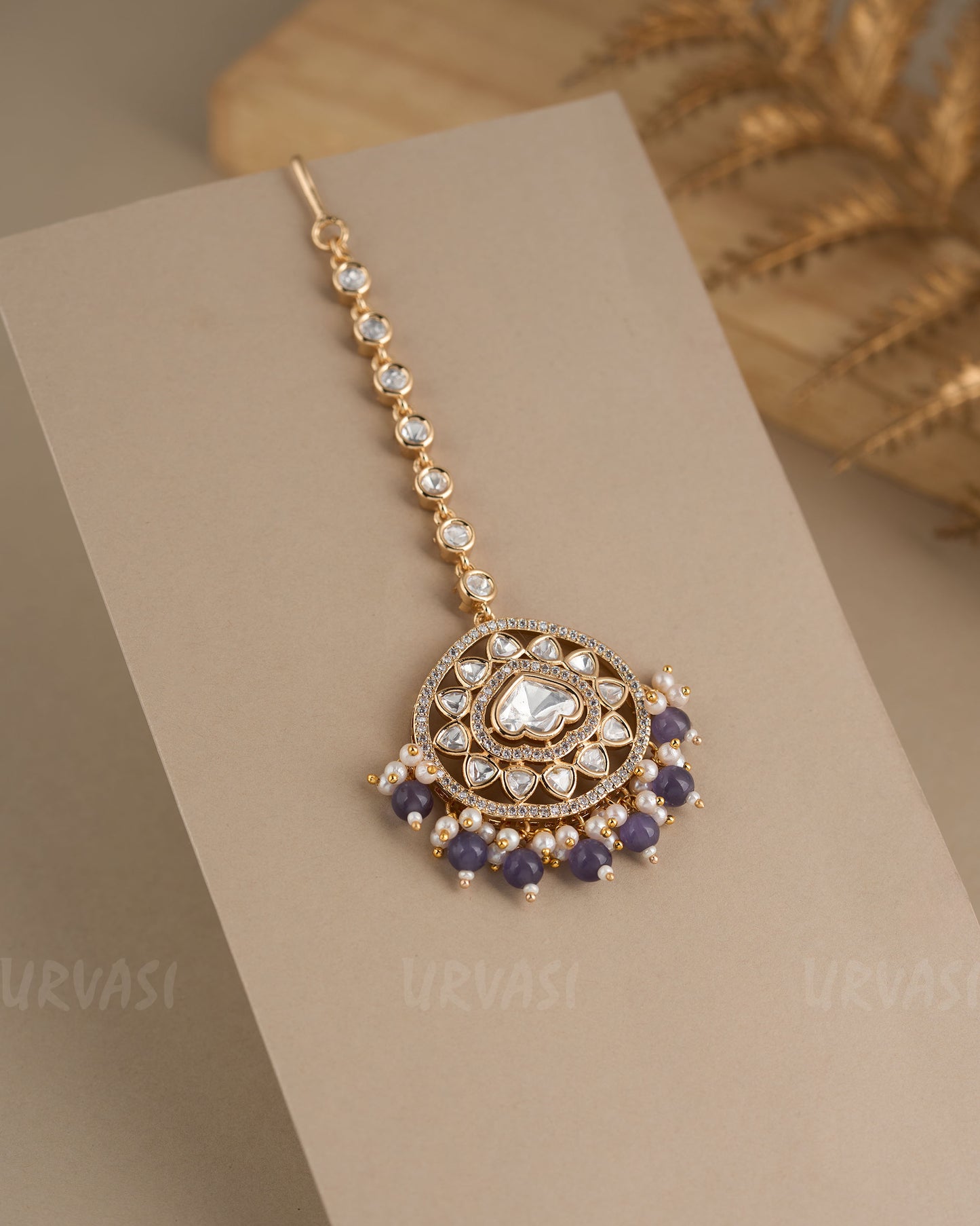 Gold-Toned Kundan and Pearl Chutty CH 91